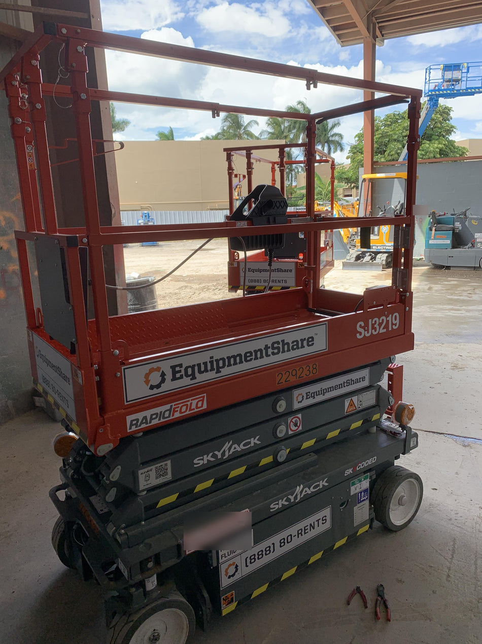 2022 SKYJACK SJ3219