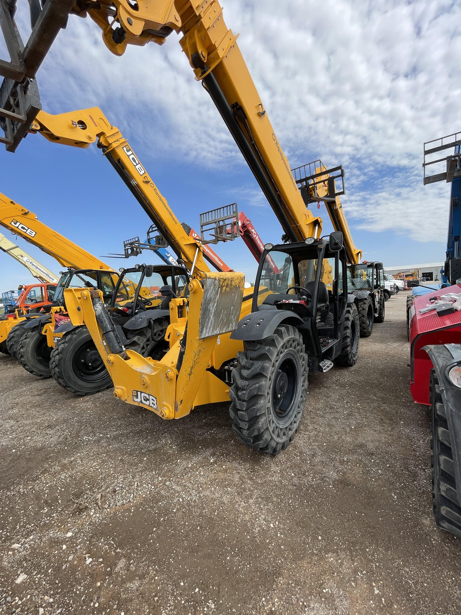 2023 JCB 510-56