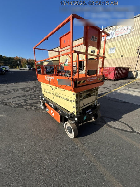2025 JLG ES3246