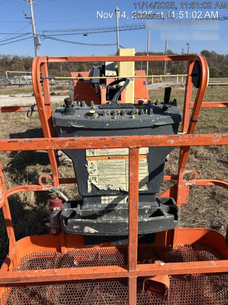 2022 JLG 340AJ