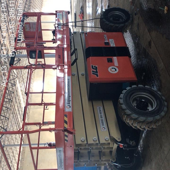 2021 JLG 430LRT