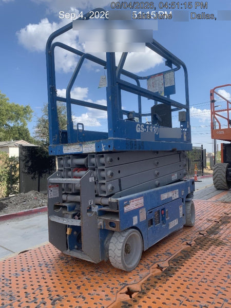 2019 Genie GS-1930 Fixed Rails with Chain Entry