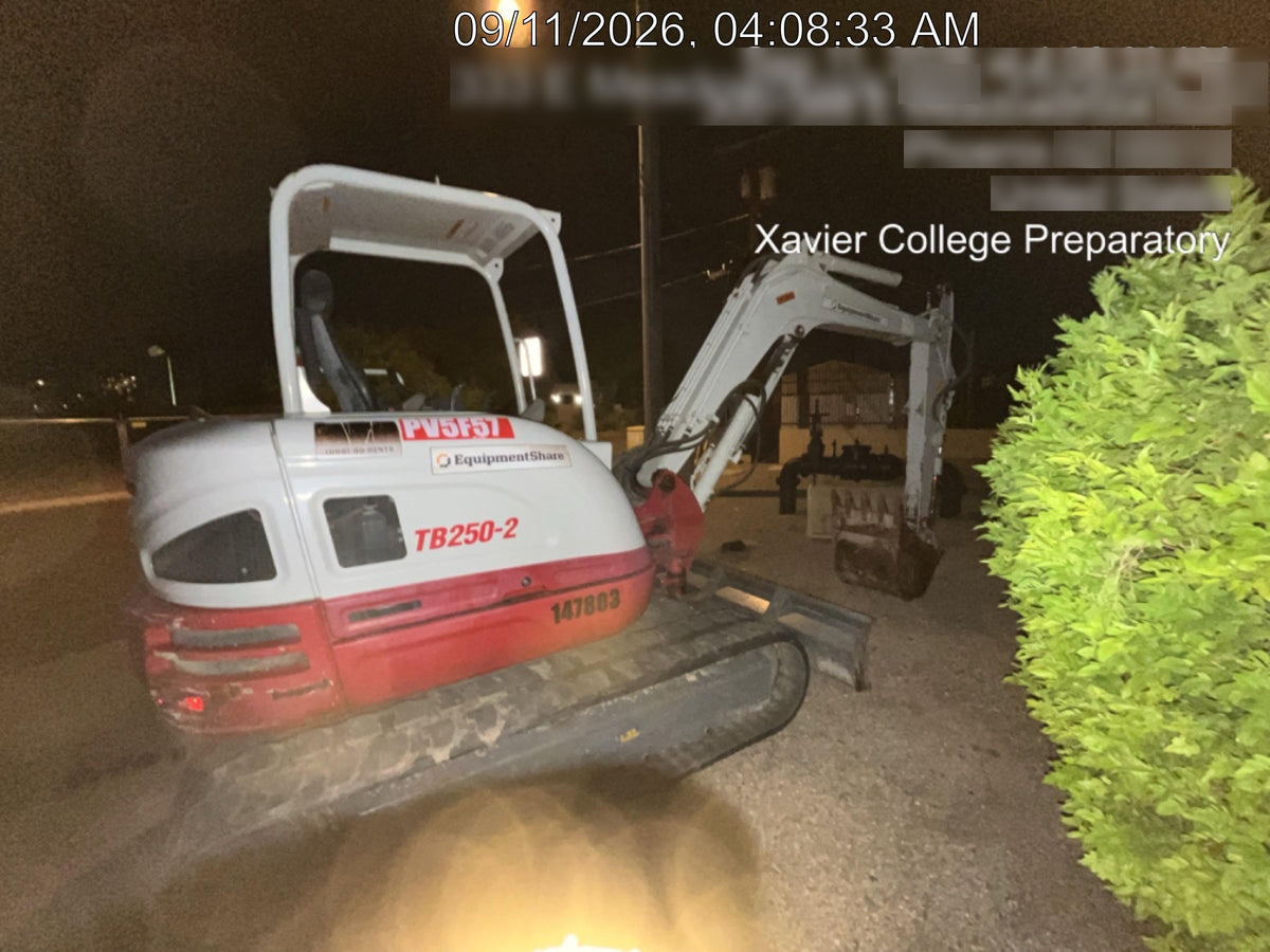2021 TAKEUCHI TB250-2