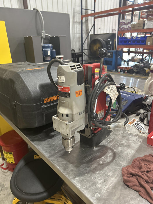 2023 MILWAUKEE 4206-1