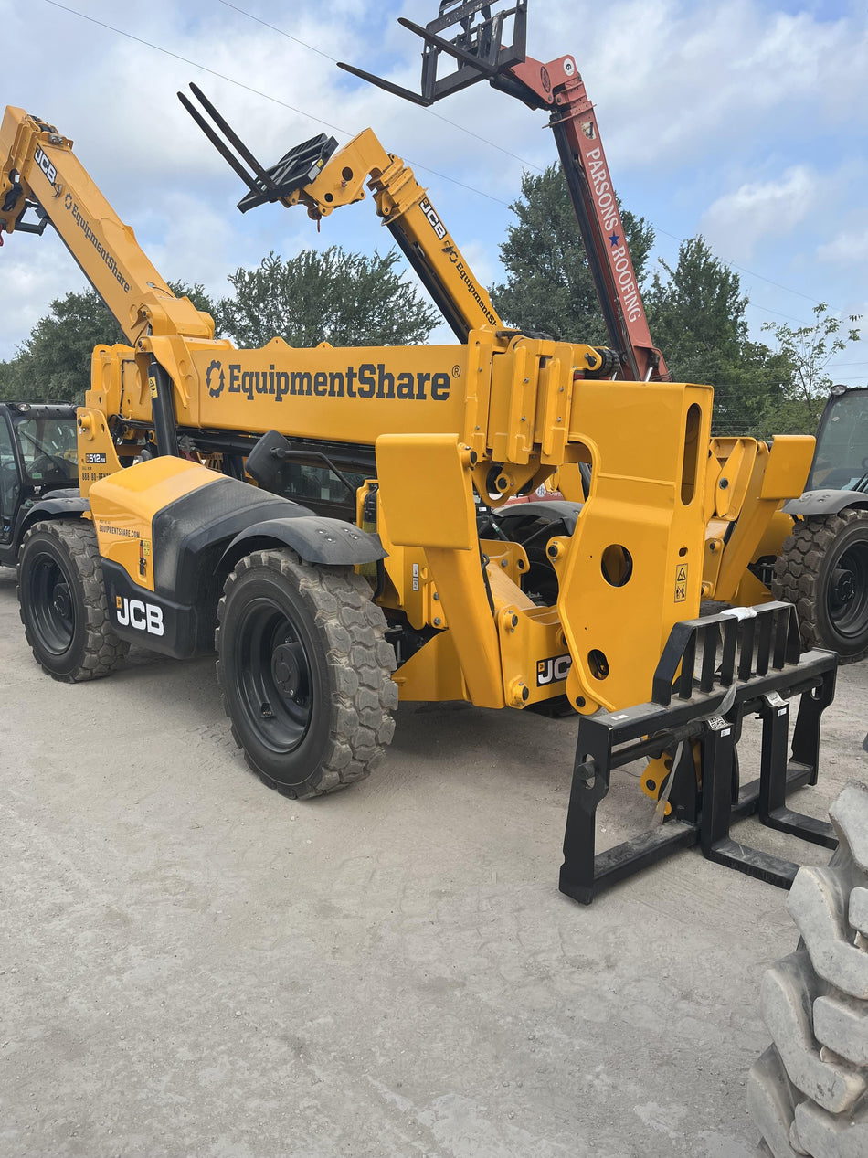 2026 JCB 512-56