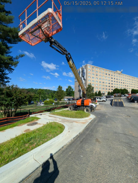 2024 JLG 860SJ