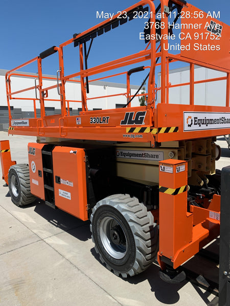 2021 JLG 330LRT