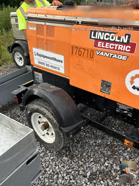 2021 Lincoln Electric Vantage 322 Vantage 322 Ready Pak 3 w/ Decals, ORANGE (includes trailer, cable rack, fender light kit) NO Telematics