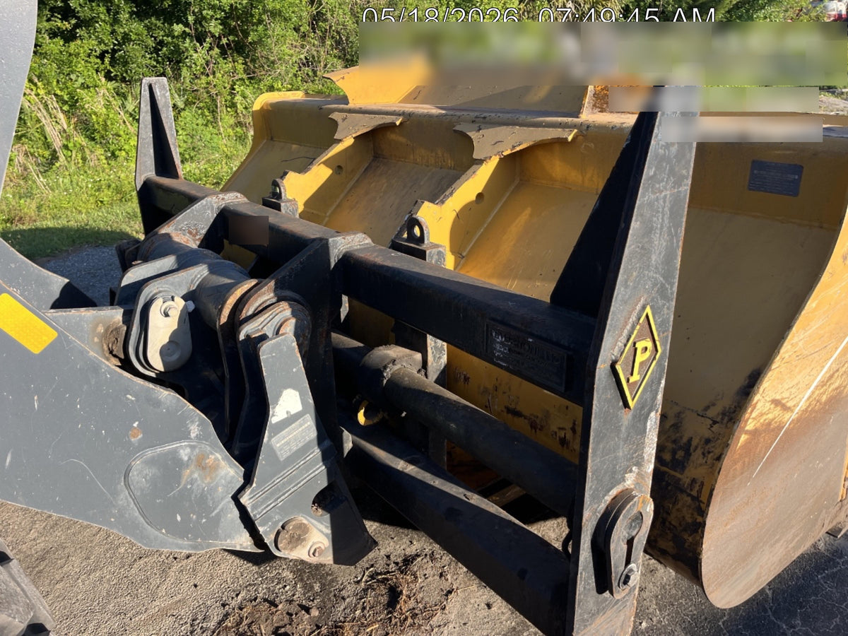 2022 PEMBERTON 72" Utility Forks