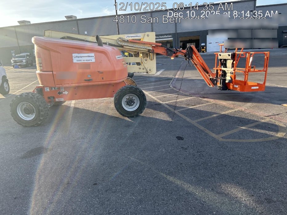 2019 JLG 450AJ