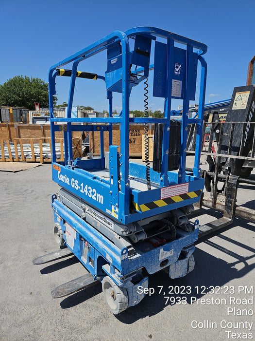 2022 GENIE GS-1432