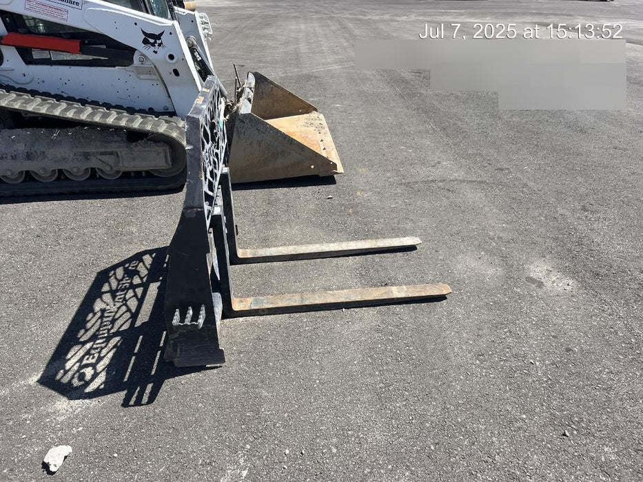 2020 PALADIN 48" Pallet Forks - Paladin