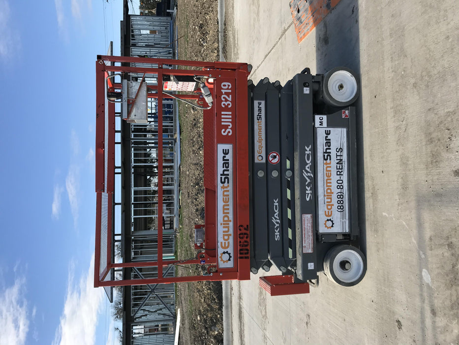 2018 SKYJACK SJIII-3219