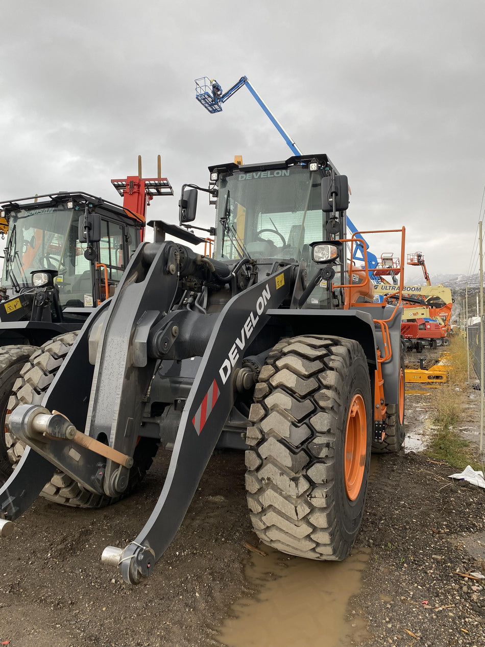 2021 DOOSAN DL320-7