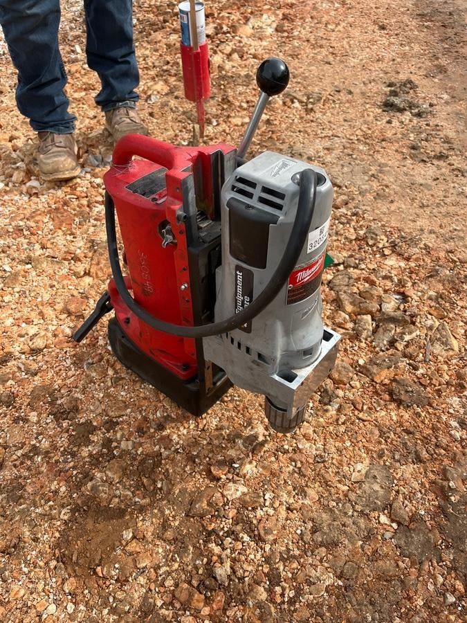 2023 MILWAUKEE 4206-1