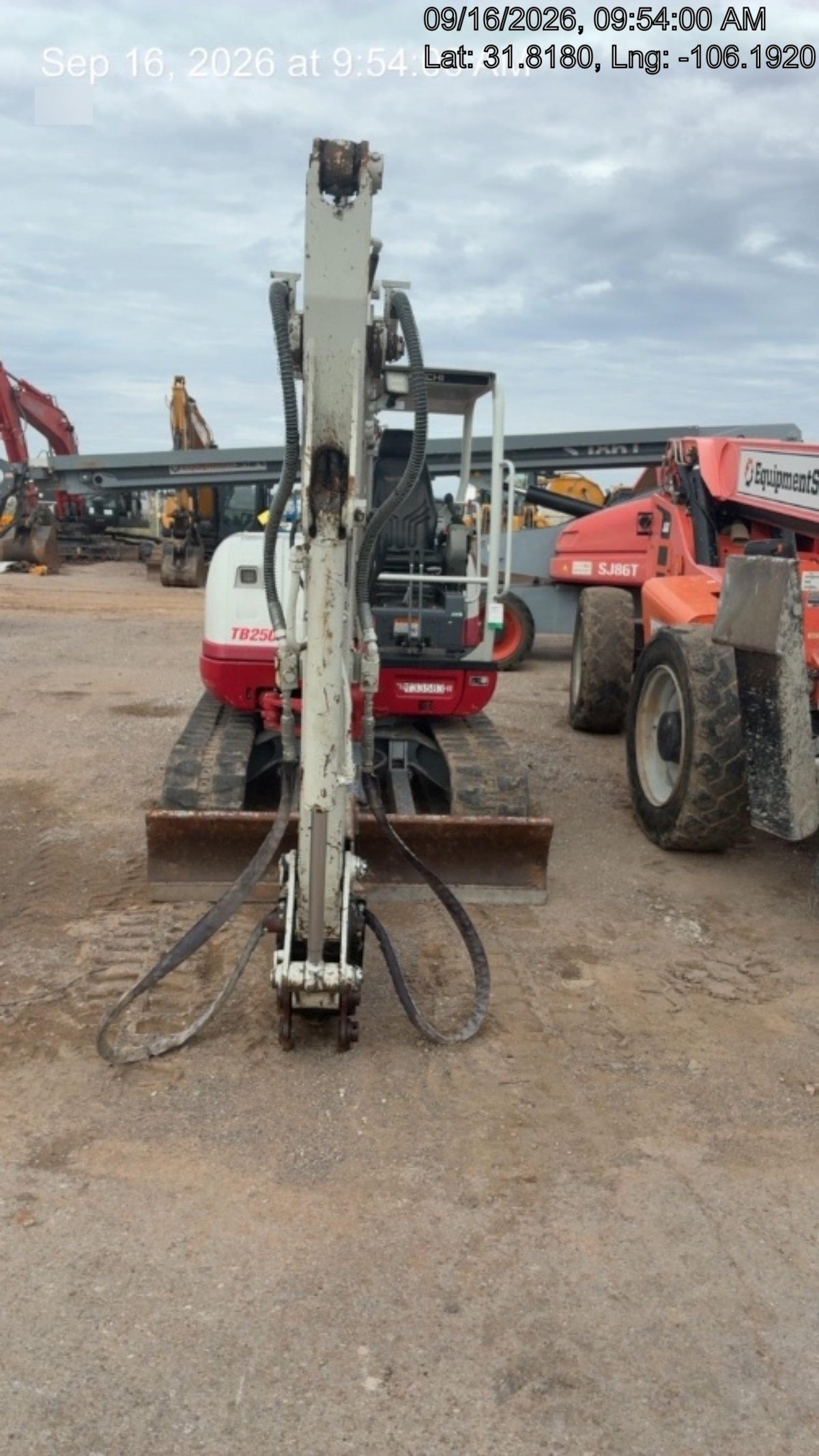 2021 TAKEUCHI TB250-2