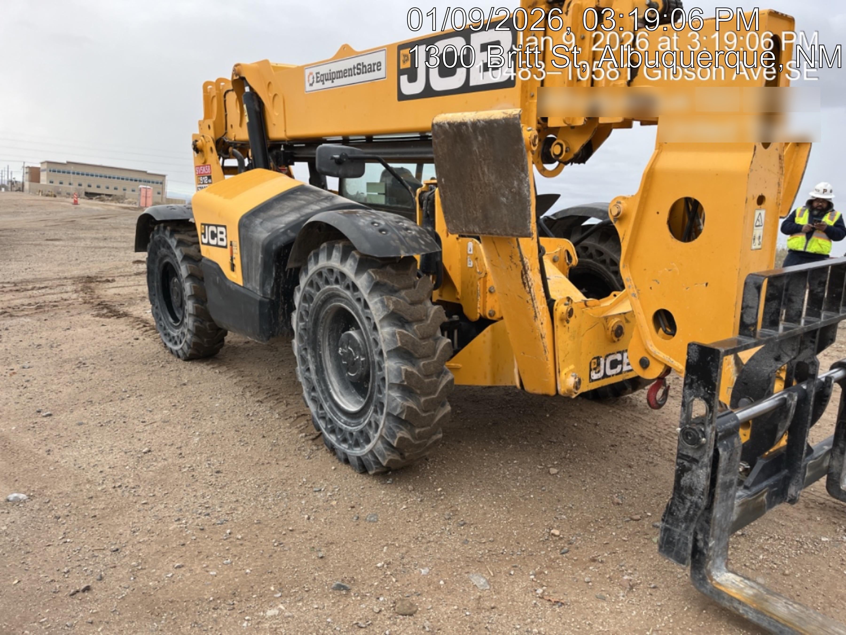 2020 JCB 512-56 Canopy, 74 HP, Solid Tires, STD Worklight, Beacon, Aux Hydraulics, Lifting Eye, Backup Alarm w/72" Carriage, 60" Forks