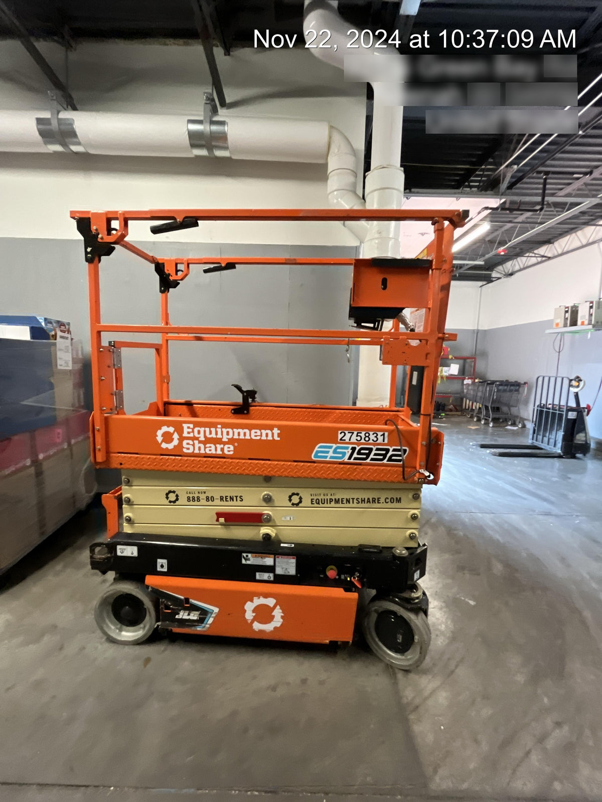 2022 JLG ES1932