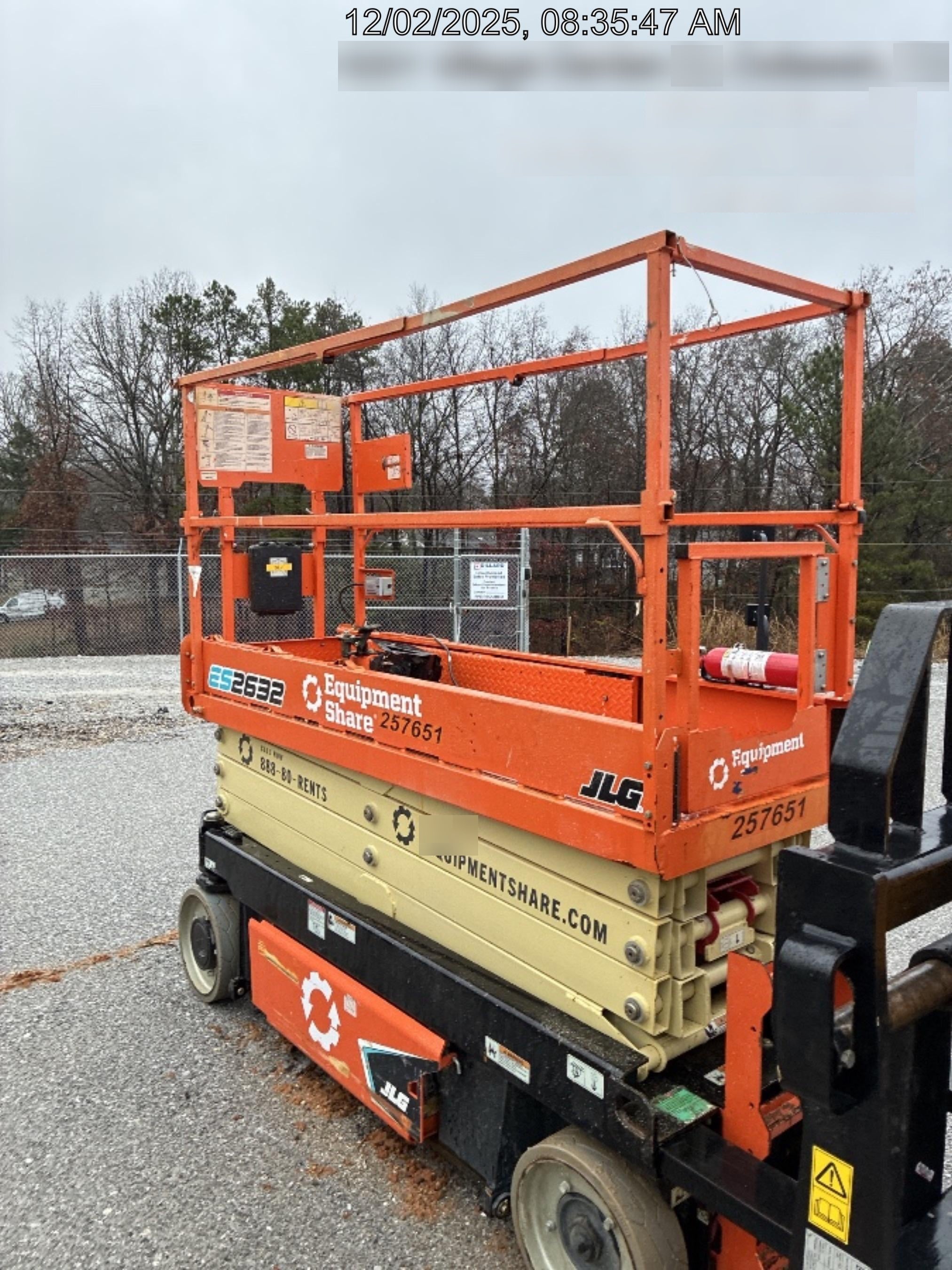2022 JLG ES2632