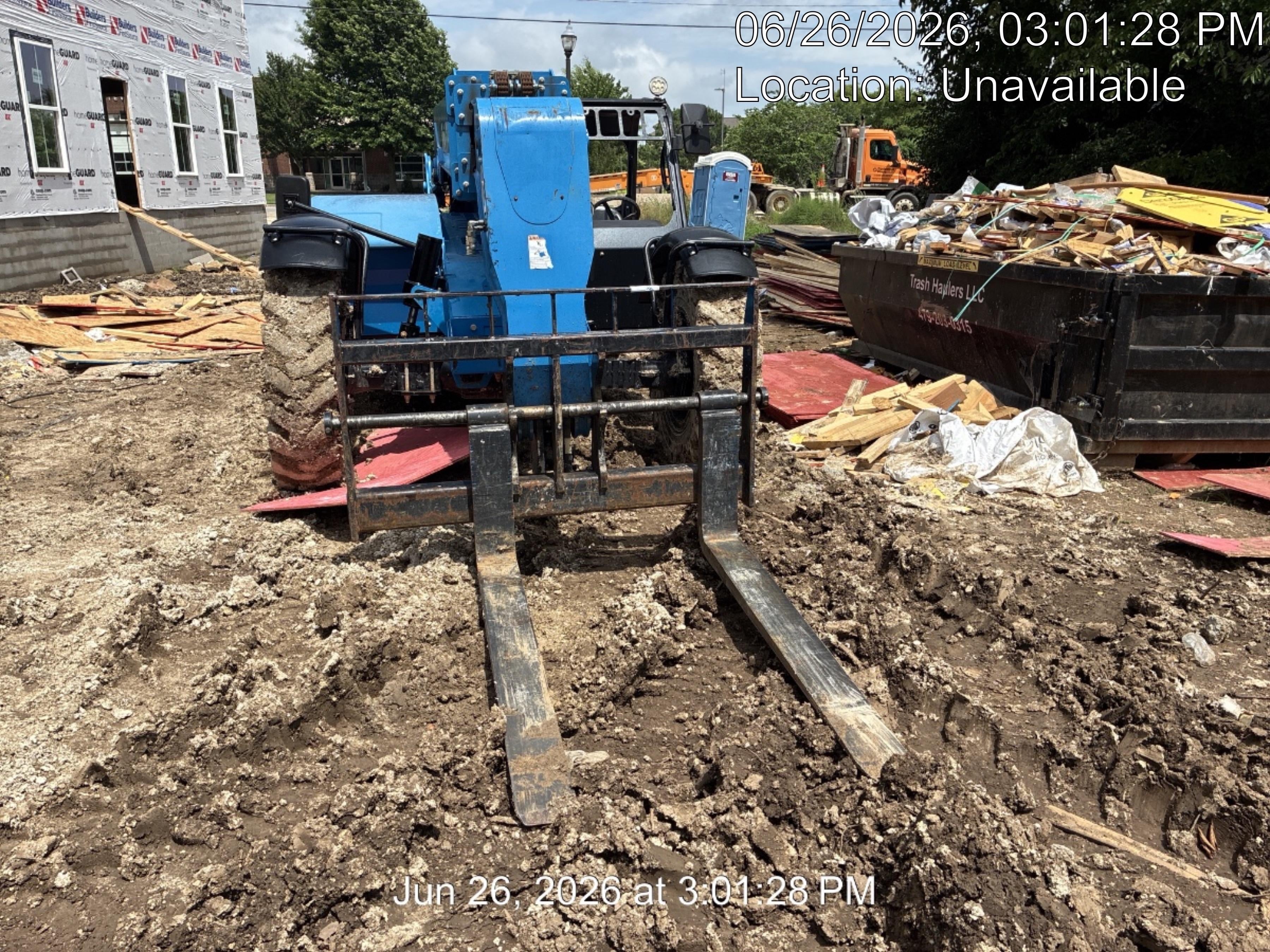 2018 Genie GTH-844 Genie GTH-844 w/ROPS, Work Lights, Solid Tires, RH Cab Mesh, Beacon, 60" Carriage and Forks