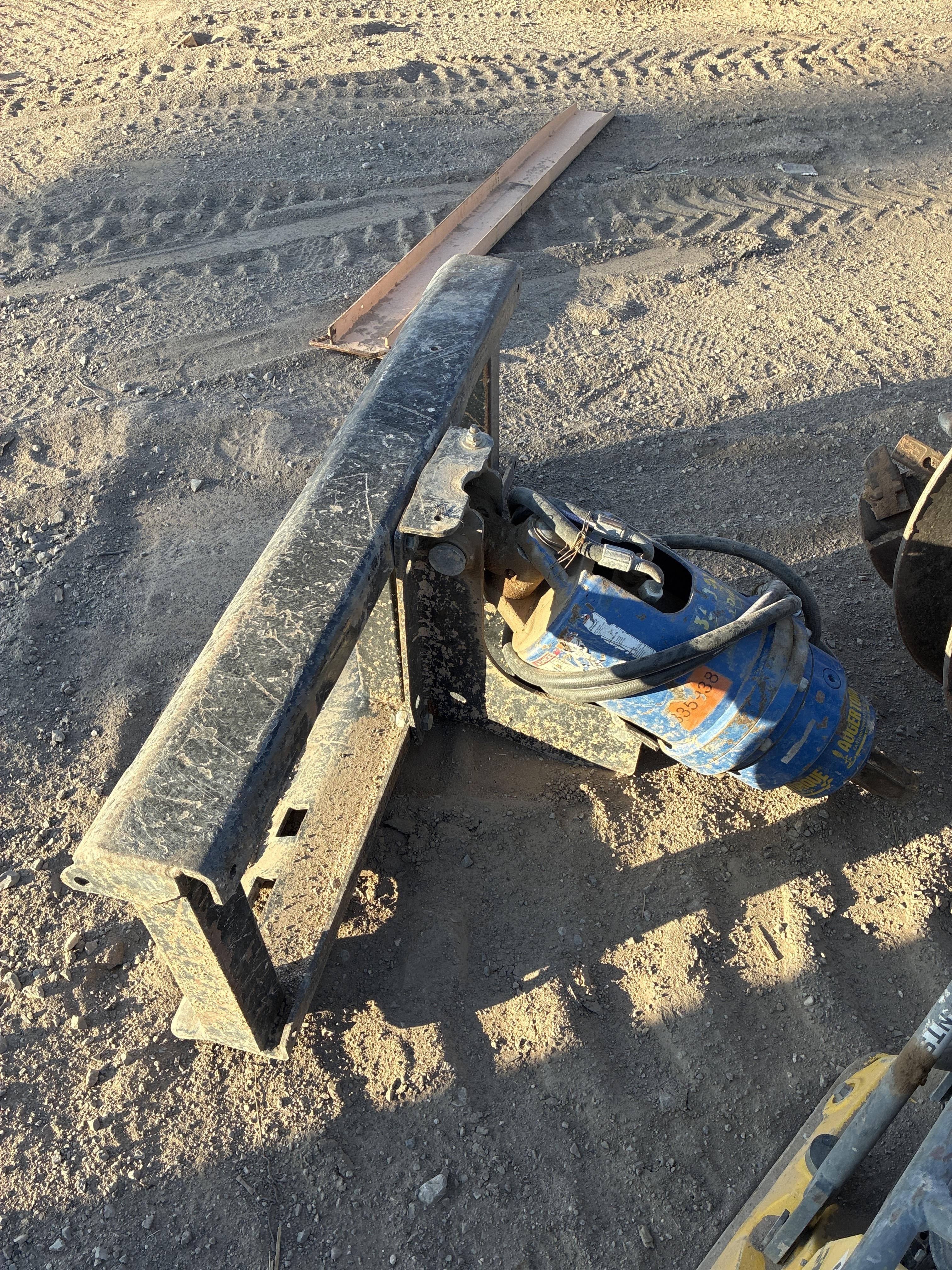 2023 AUGER TORQUE 3300-30
