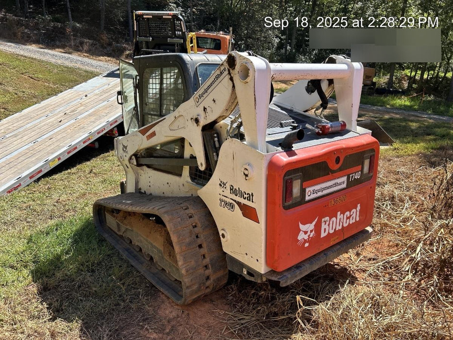 2021 BOBCAT T740