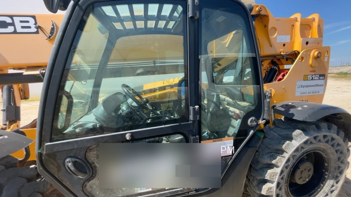 2019 JCB 512-56 74 HP w/CAB/HVAC, Beacon, Aux Hydraulics, Worklights, Solid Tires w/60" Carriage/Forks