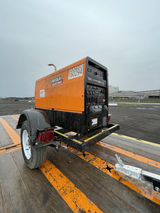 2021 Lincoln Electric Vantage 322 Vantage 322 Ready Pak 3 w/ Decals, ORANGE (includes trailer, cable rack, fender light kit) NO Telematics