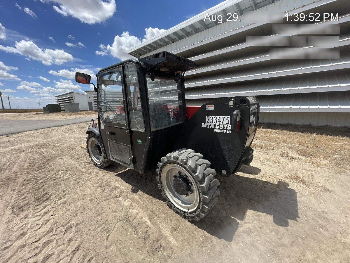 2022 MANITOU MTA5519