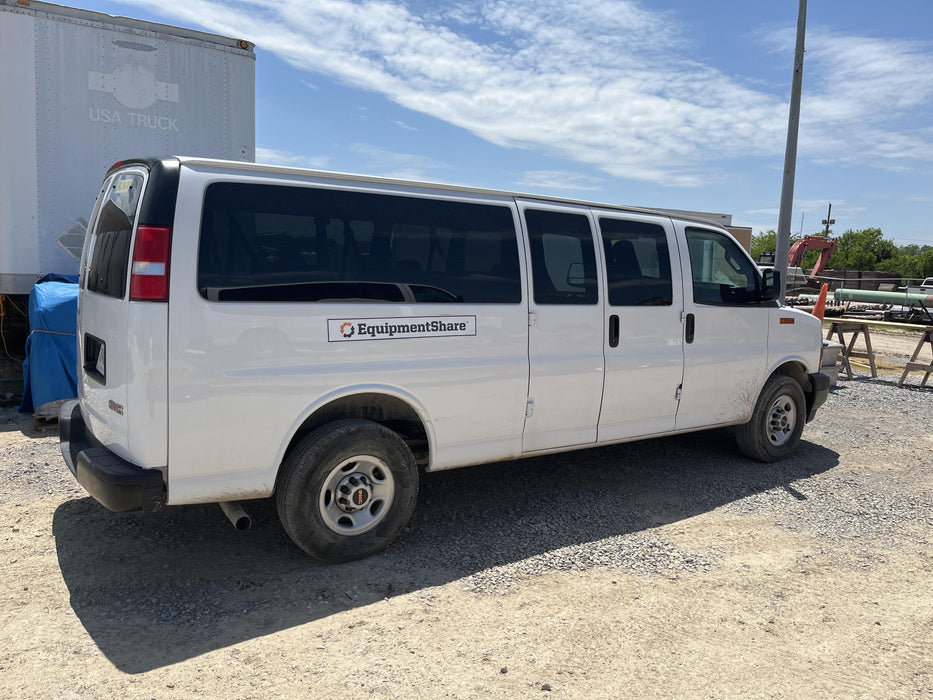 2022 GMC Savana 3500