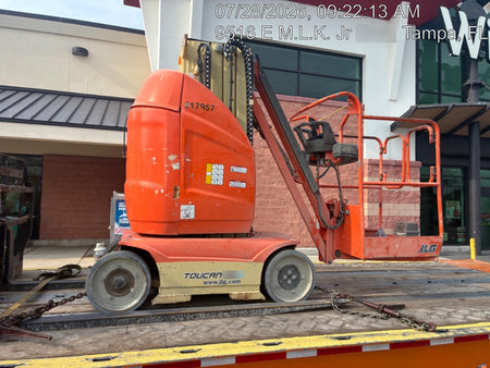2022 JLG 26E