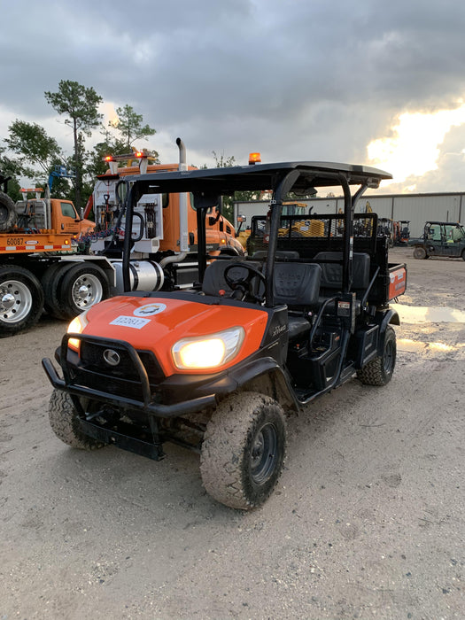 2020 Kubota RTV-X1140W-H Canopy, Diesel, 2 Seater, HDWS Tires, Windshield, Back up Alarm, Amber Strobe Light, Cargo Box