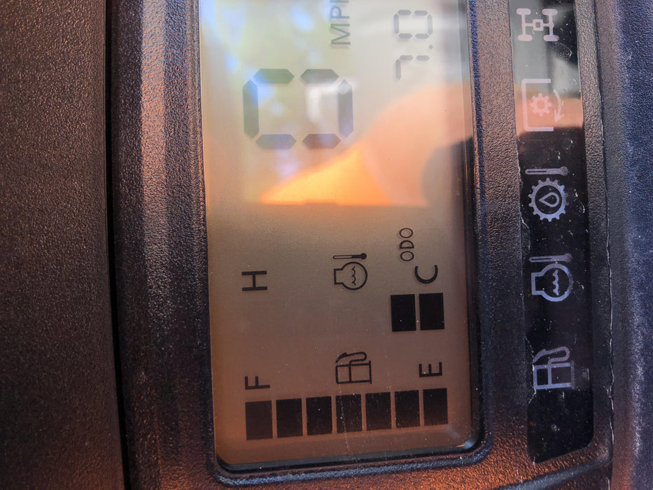 Kubota RTV-X1140W-H 4wd Utility Cart, 4 Seat, Diesel, LED Strobe, Windshield Tempered Glass, Plastic Canopy, Wire Harness Kit, Backup Alarm