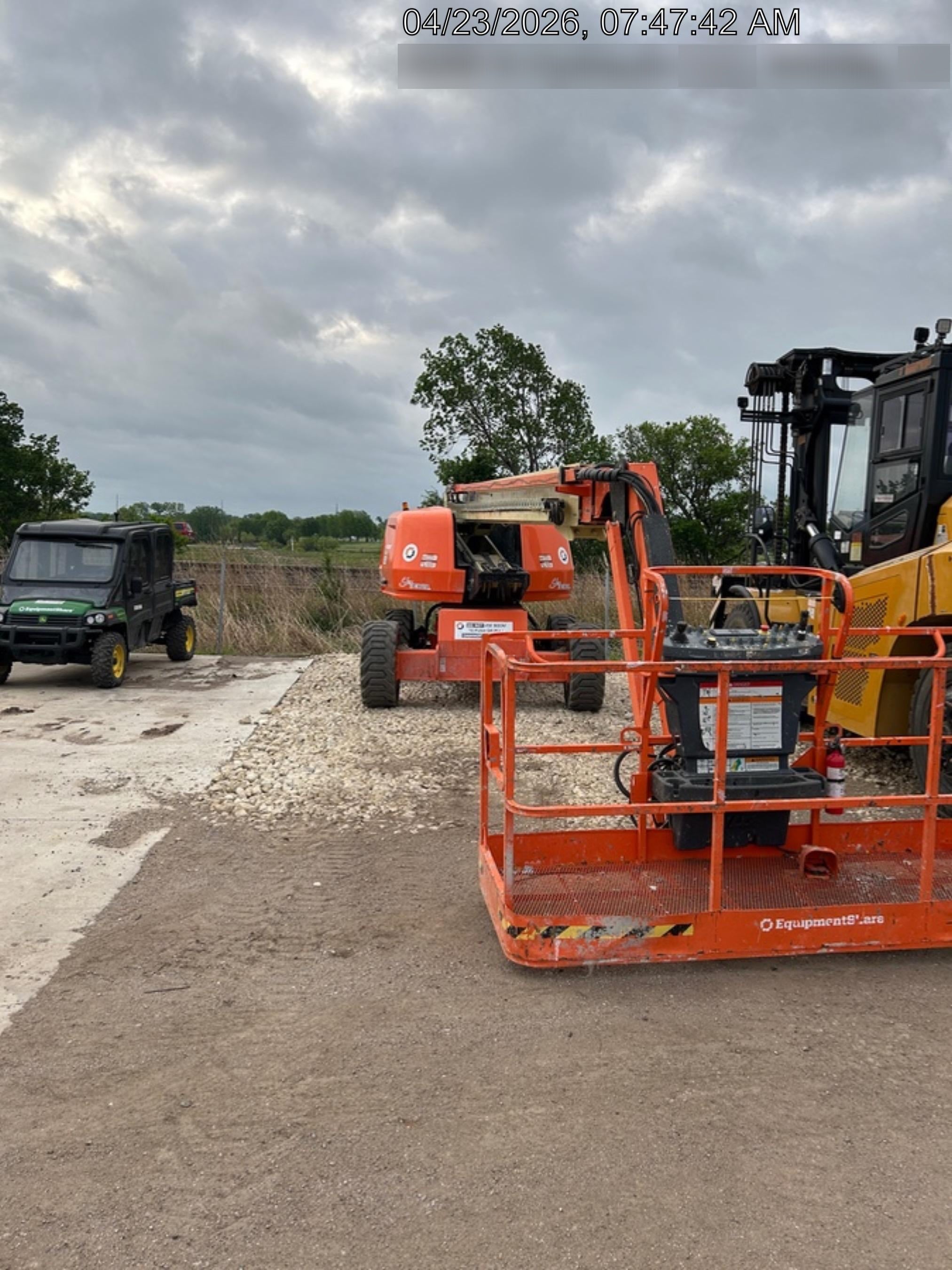 2023 JLG 660SJ