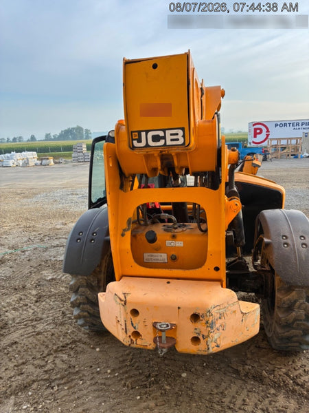 2019 JCB 510-56 74 HP w/CAB/HVAC, Beacon, Worklights, Aux Hydraulics, Solid Tires 72" Carriage/60" Forks