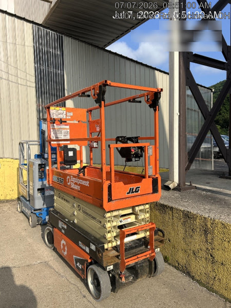 2022 JLG ES1932