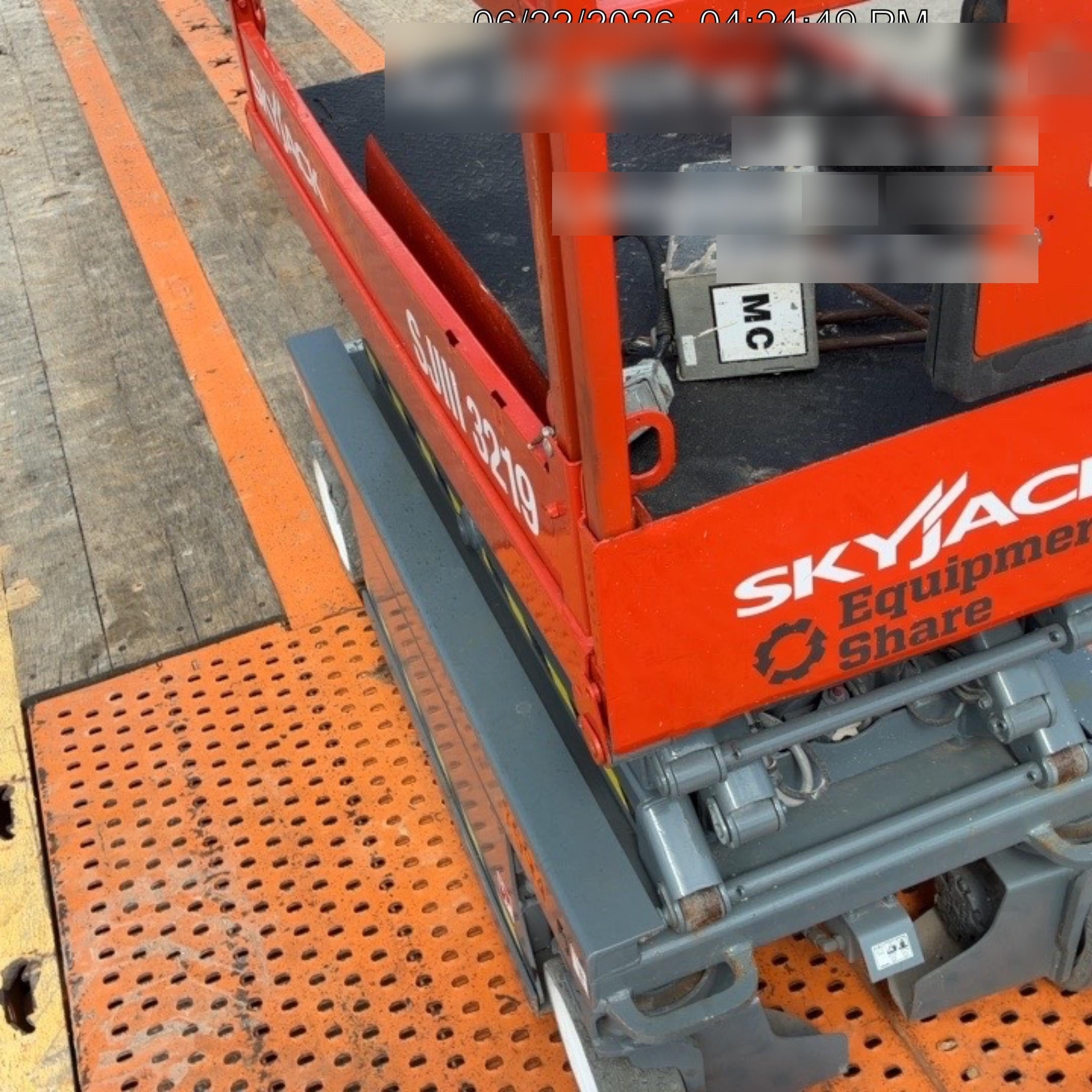2018 Skyjack SJIII-3219 Skyjack SJIII3219 Scissor Lift w/Trojan Batteries