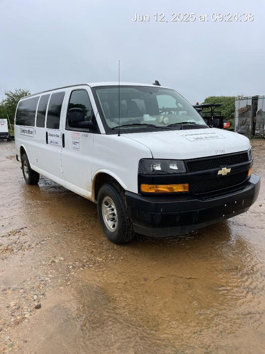 2023 CHEVROLET Express Van - Rental