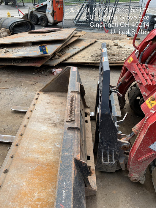 2021 PALADIN 48" Pallet Forks - Paladin