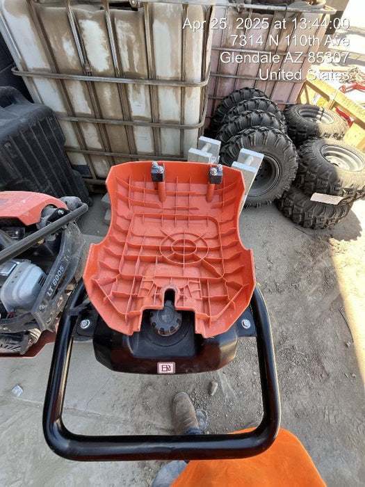 2024 HUSQVARNA LT6005