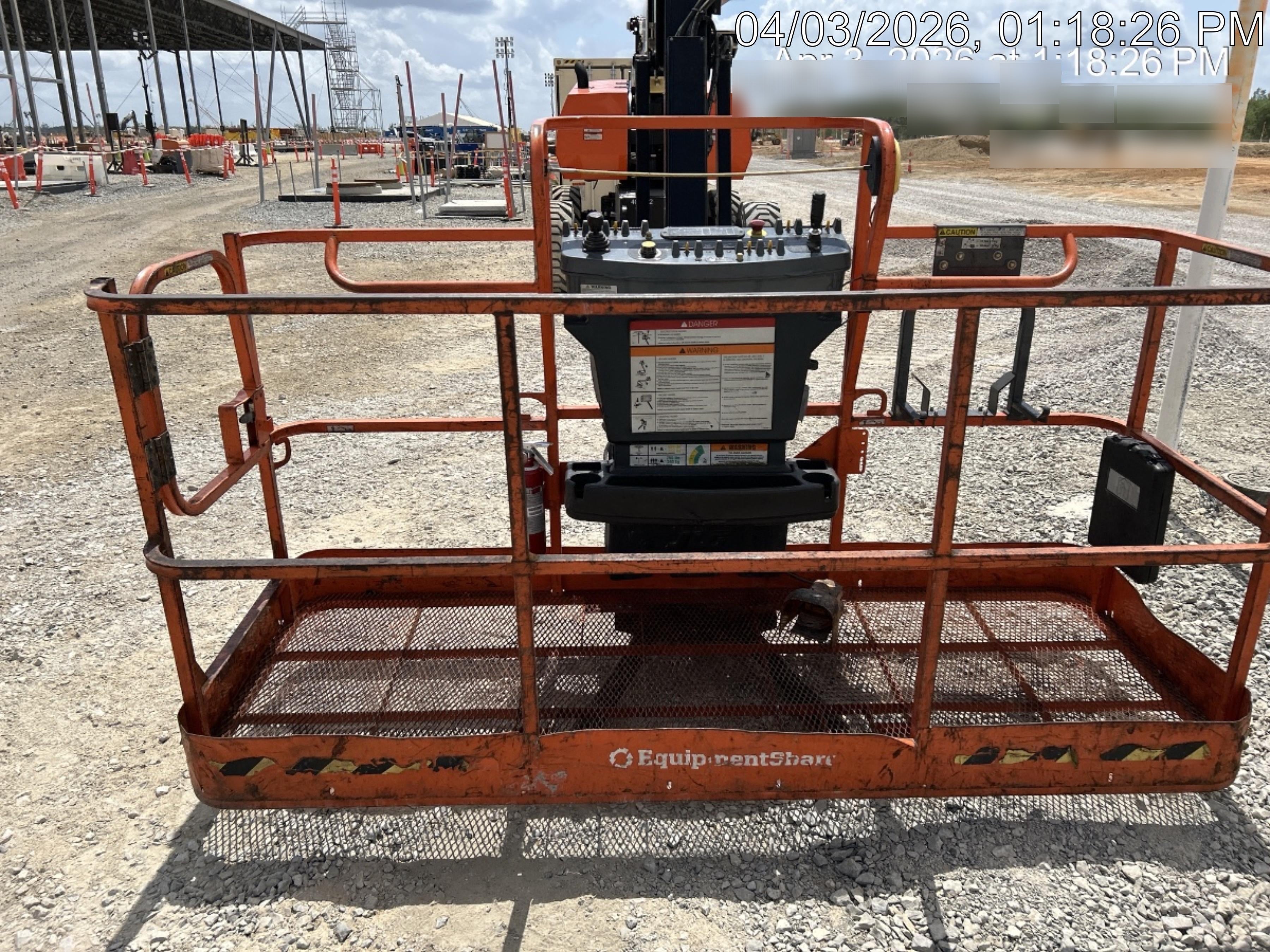2024 JLG 860SJ