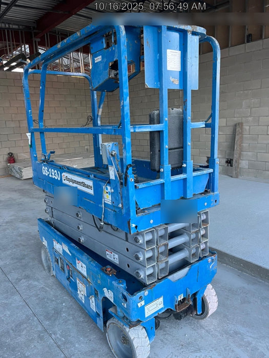 2019 Genie GS-1930 Fixed Rails with Chain Entry