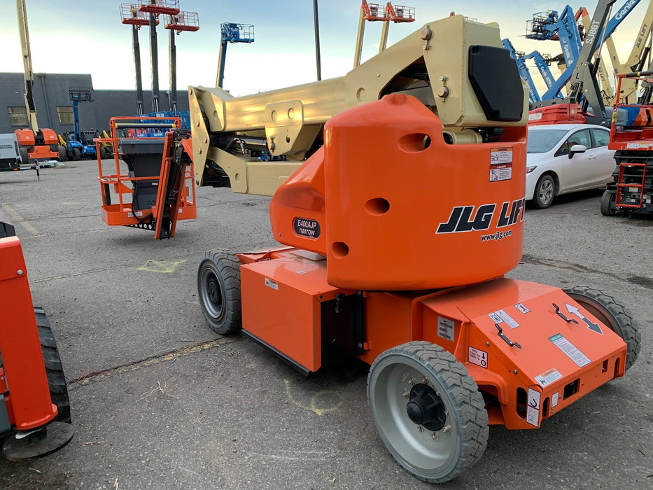 2019 JLG E400AJPN