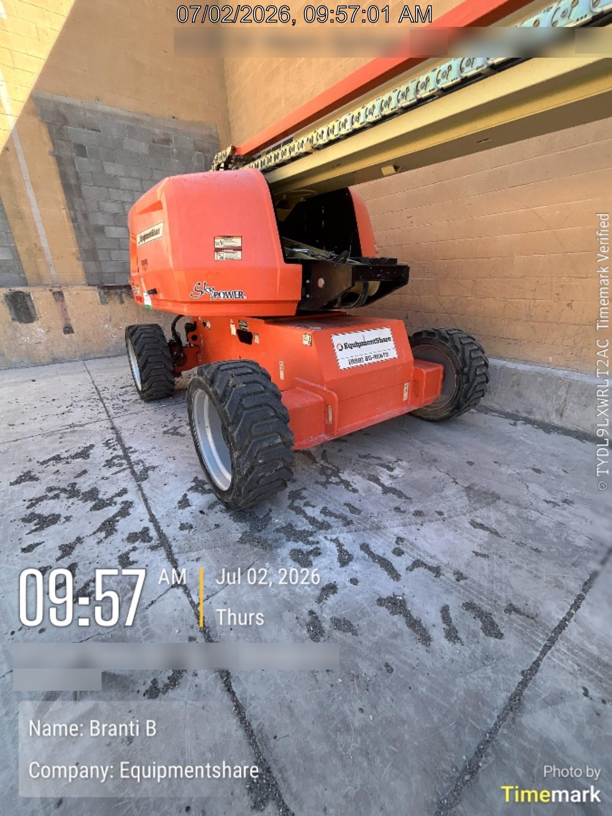 2021 JLG 660SJ
