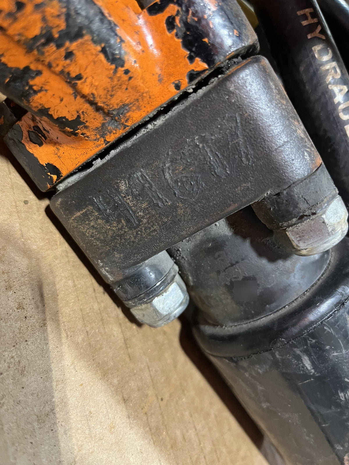 2019 MICHIGAN PNEUMATIC ES-CH3R-TRACKER