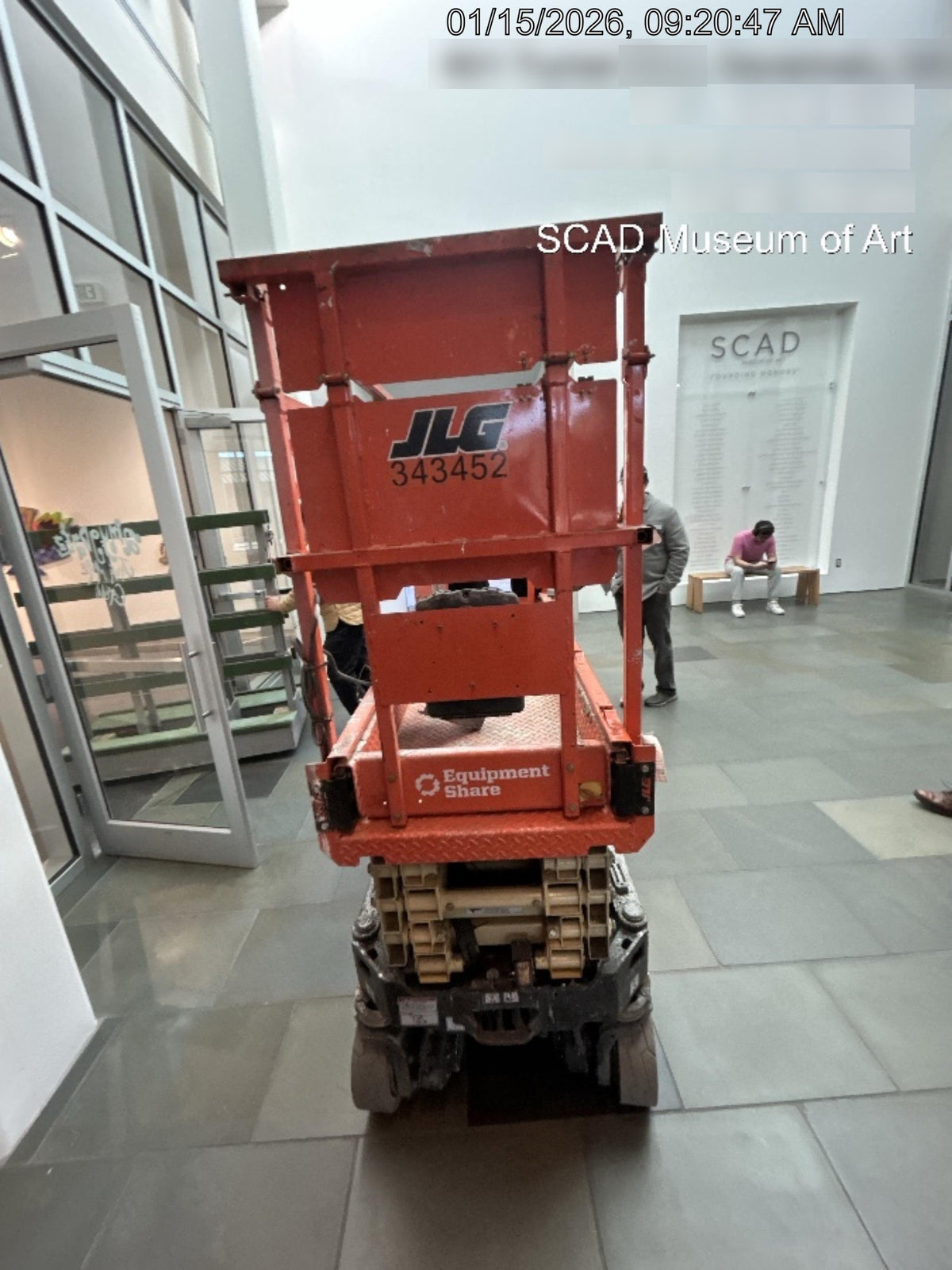 2023 JLG ES1932