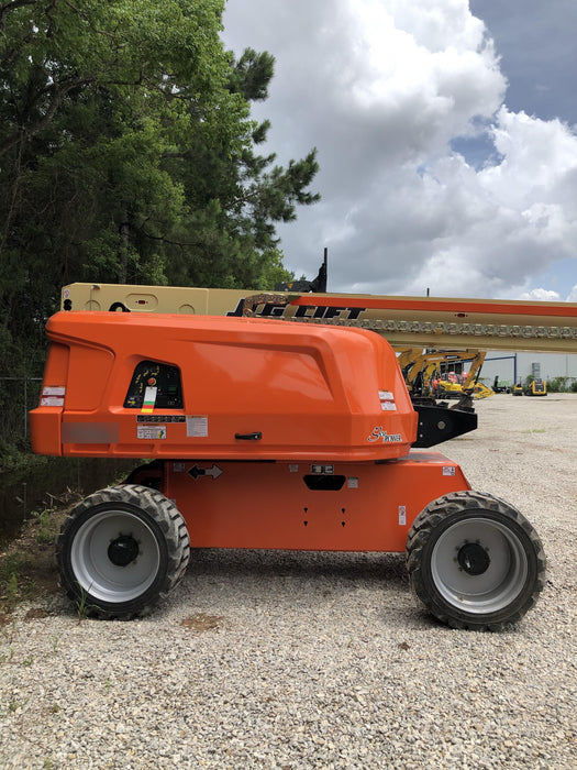 2019 JLG 660SJ