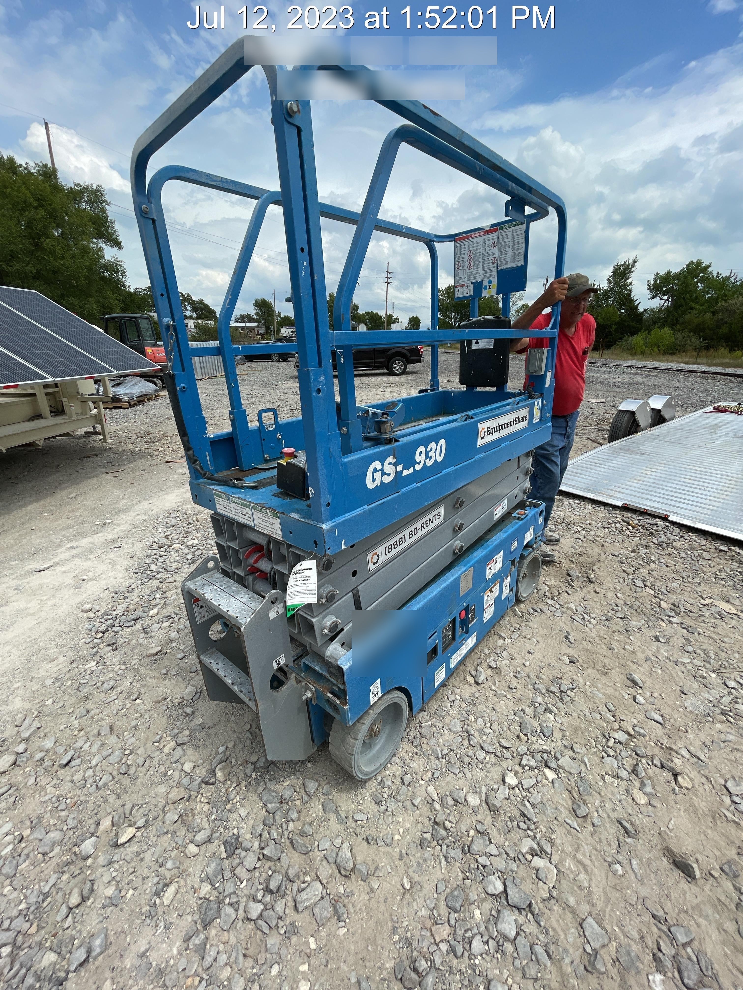 2019 Genie GS-1930 Fixed rails with chain Entry