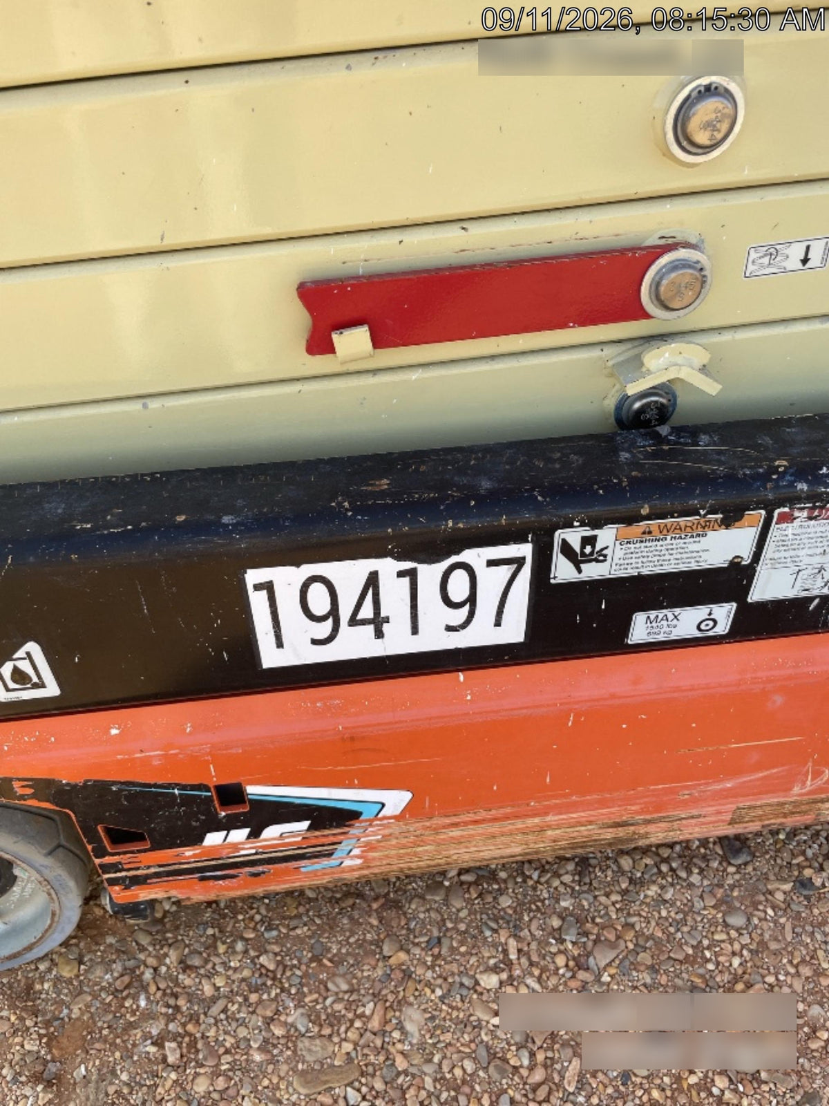 2021 JLG ES1932