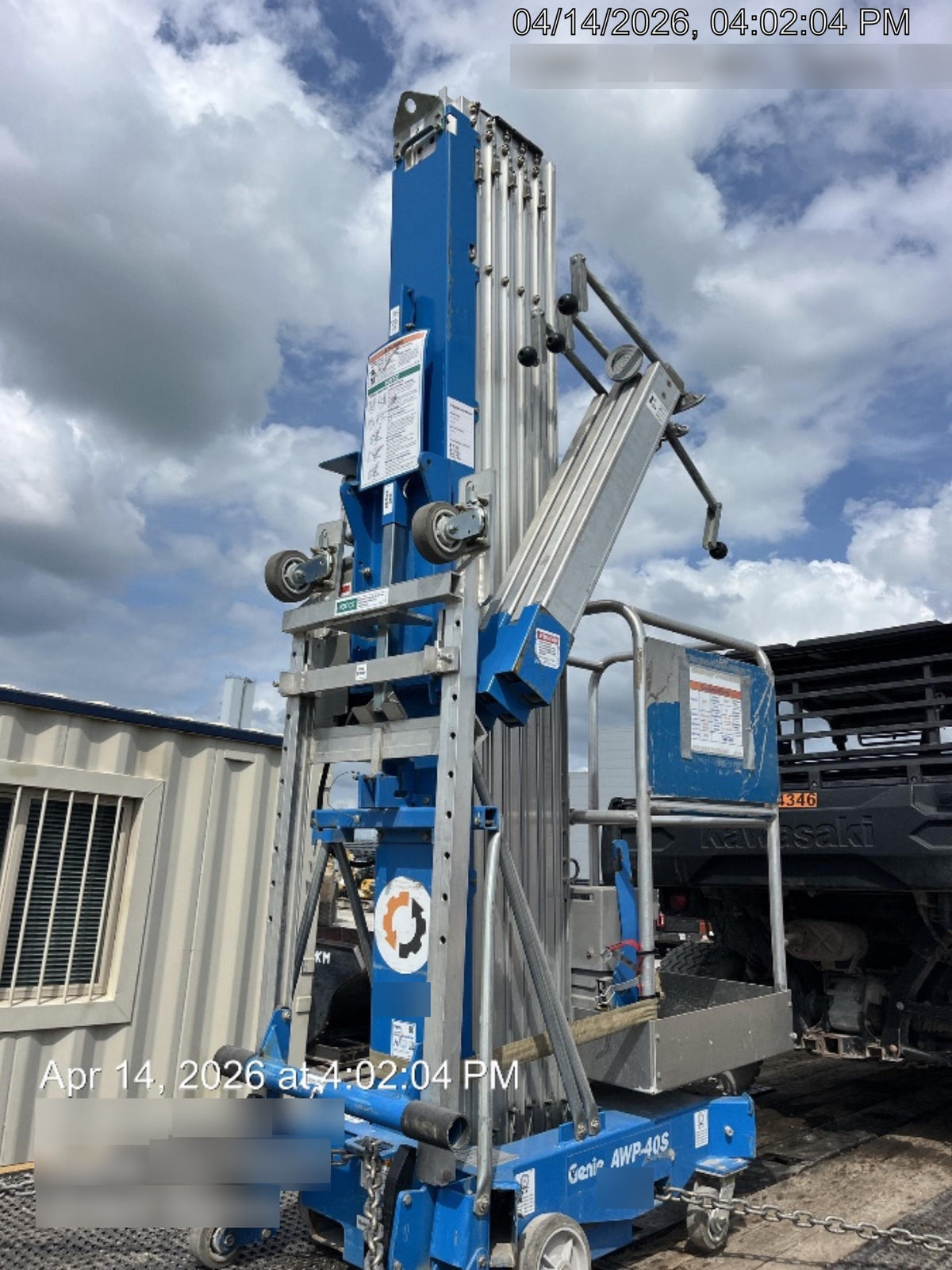 2019 GENIE AWP-40S